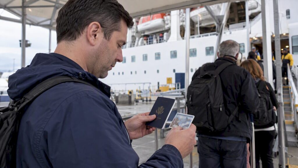 Passport Card for U.S. Cruises: Closed Loop Rules and Flight Risks